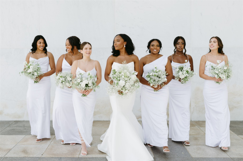 BRIDE AND BRIDESMAIDS PORTRAITS AT THE KENNEDY CENTER