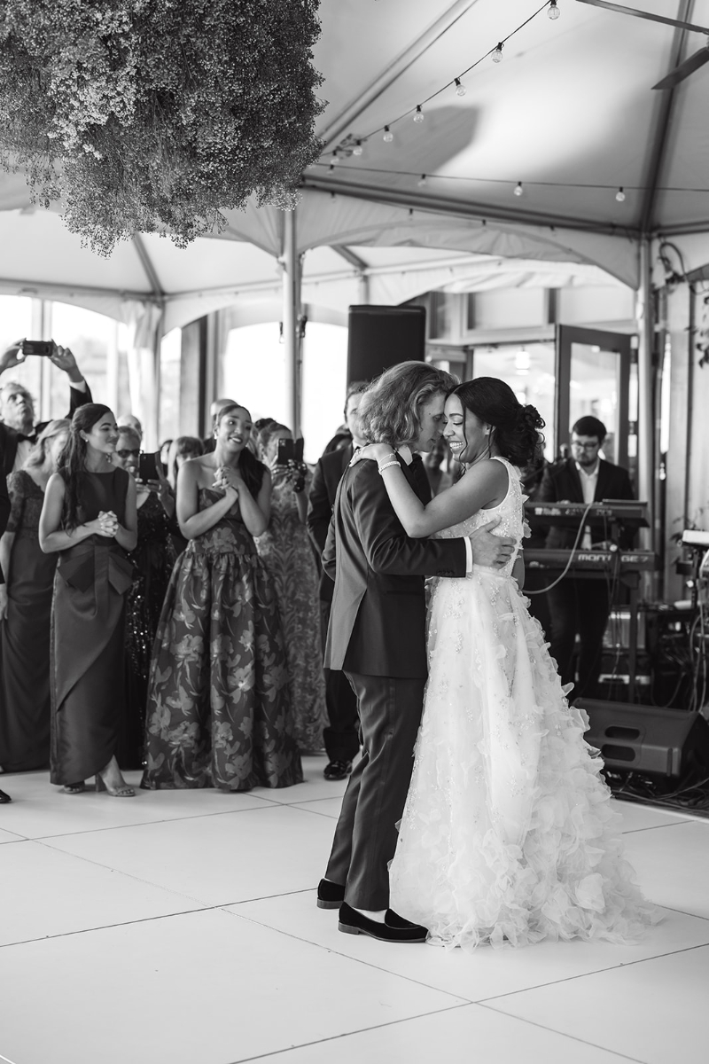 BRIDE AND GROOM FIRST DANCE AT CHESAPEAKE BAY FOUNDATION