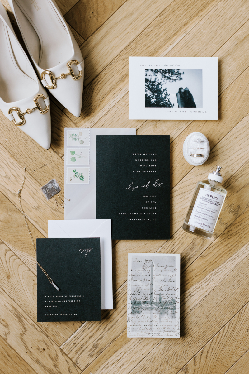BLACK AND WHITE WEDDING STATIONERY AND ACCESSORIES